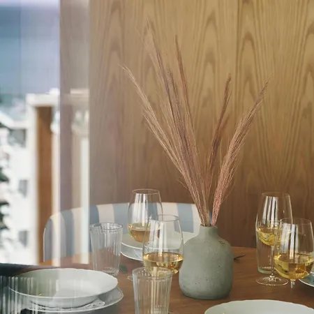 1003 At Althea Appartement