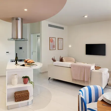 1003 At Althea Apartamento Larnaca